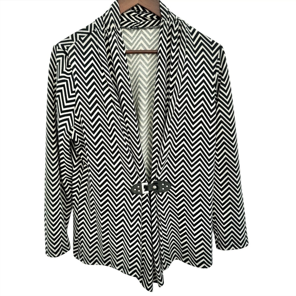 Black White Chevron Zigzag‎ Toggle Front Sharkbite Cardigan Sweater Womens